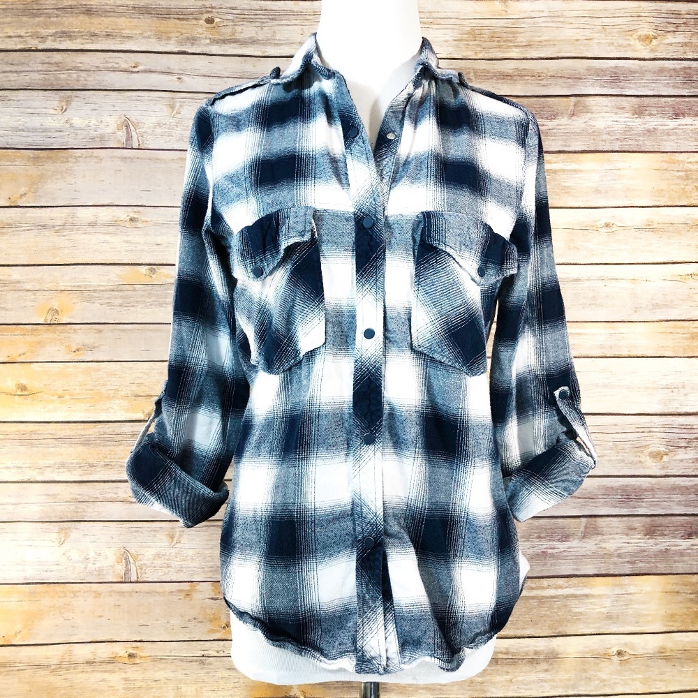 Zara Basic Blue & White Plaid Flannel Snap Up Top